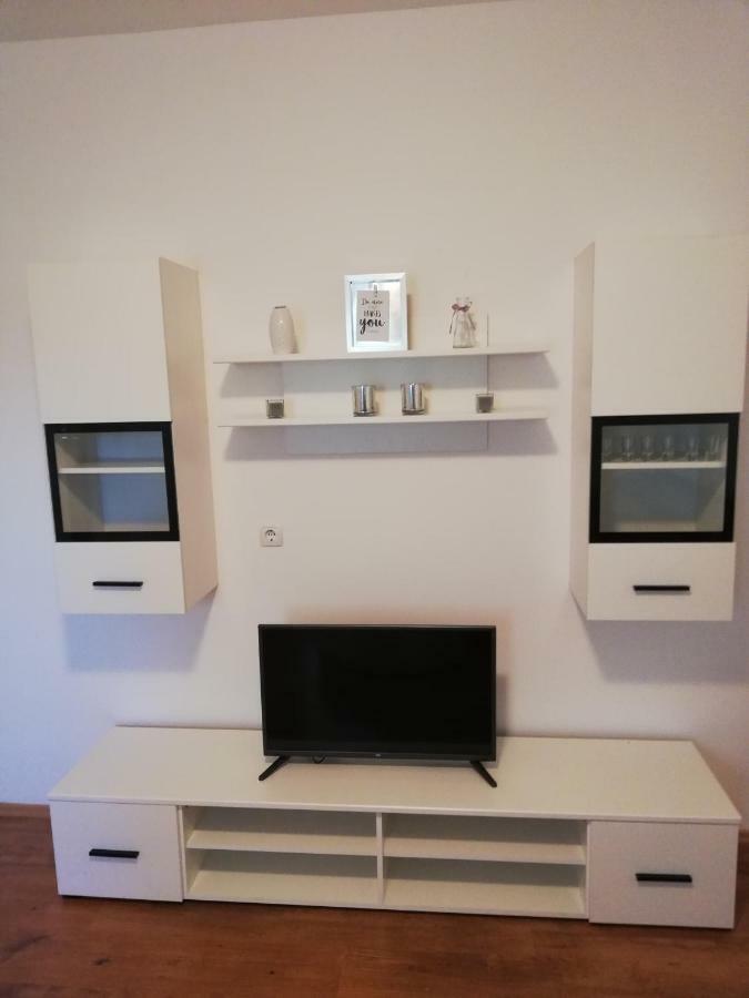 Mala Kuca Appartement Vodice Buitenkant foto